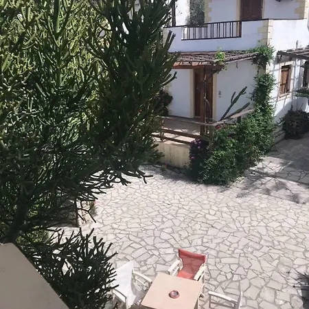 Appartamento Vrisi &