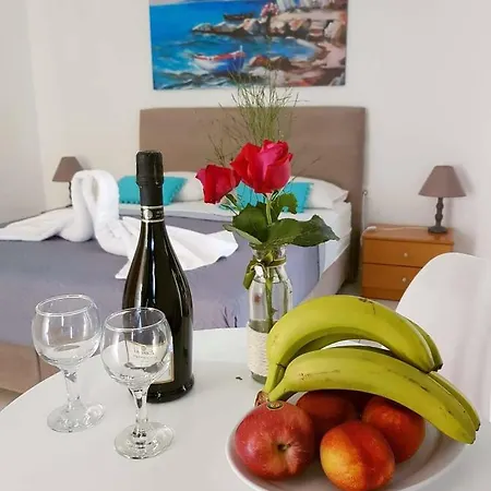 Appartamento Vrisi & *