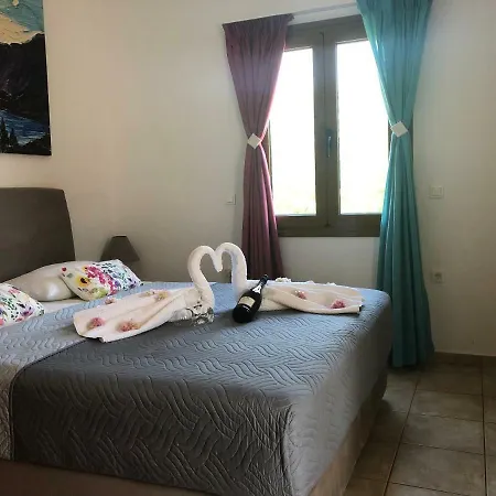 Appartamento Vrisi & *